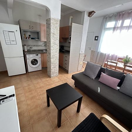 Apartamento Frente Al Mar Pedregalejo Malaga Luaran gambar