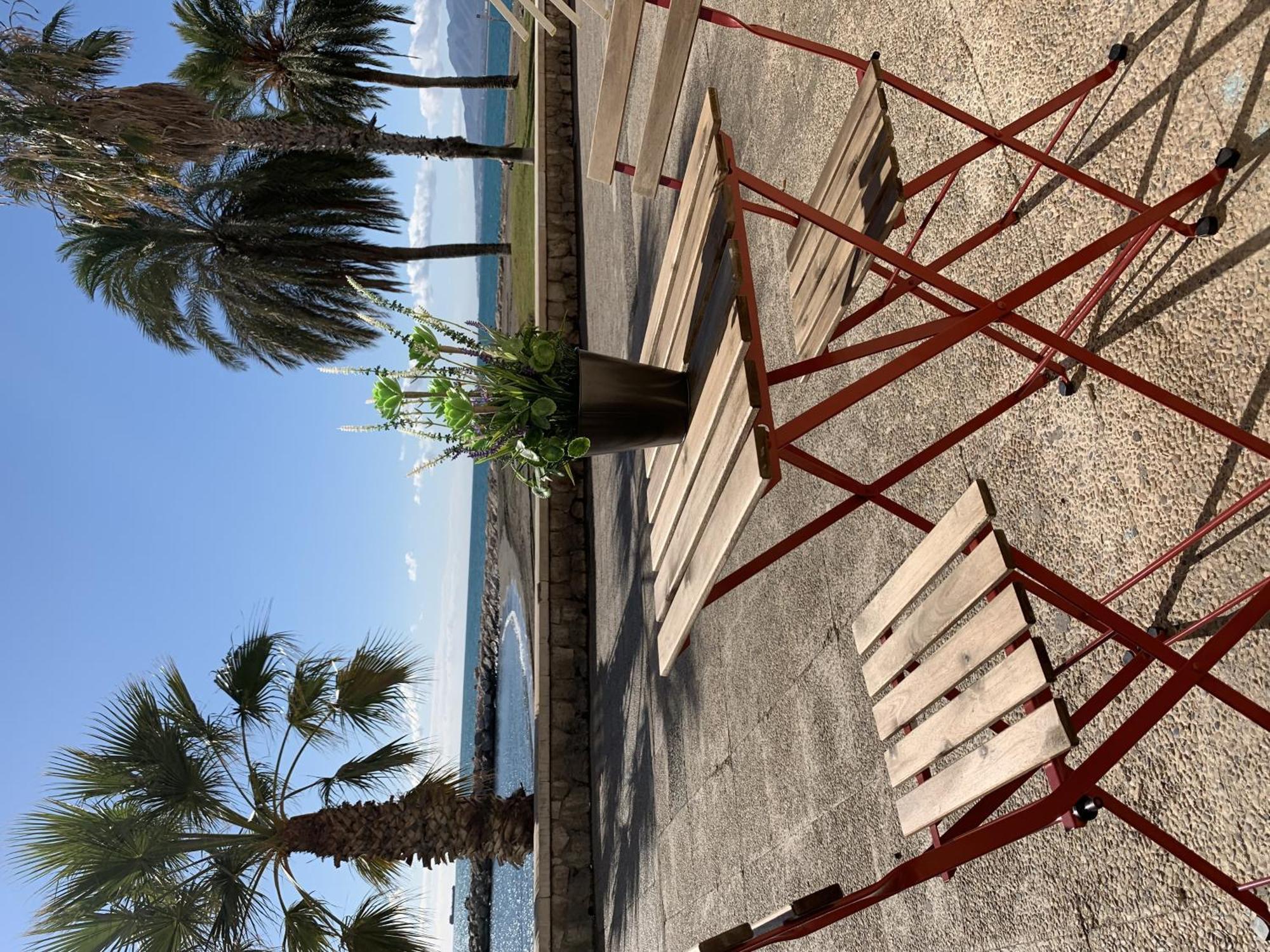 Apartamento Frente Al Mar Pedregalejo Malaga Luaran gambar