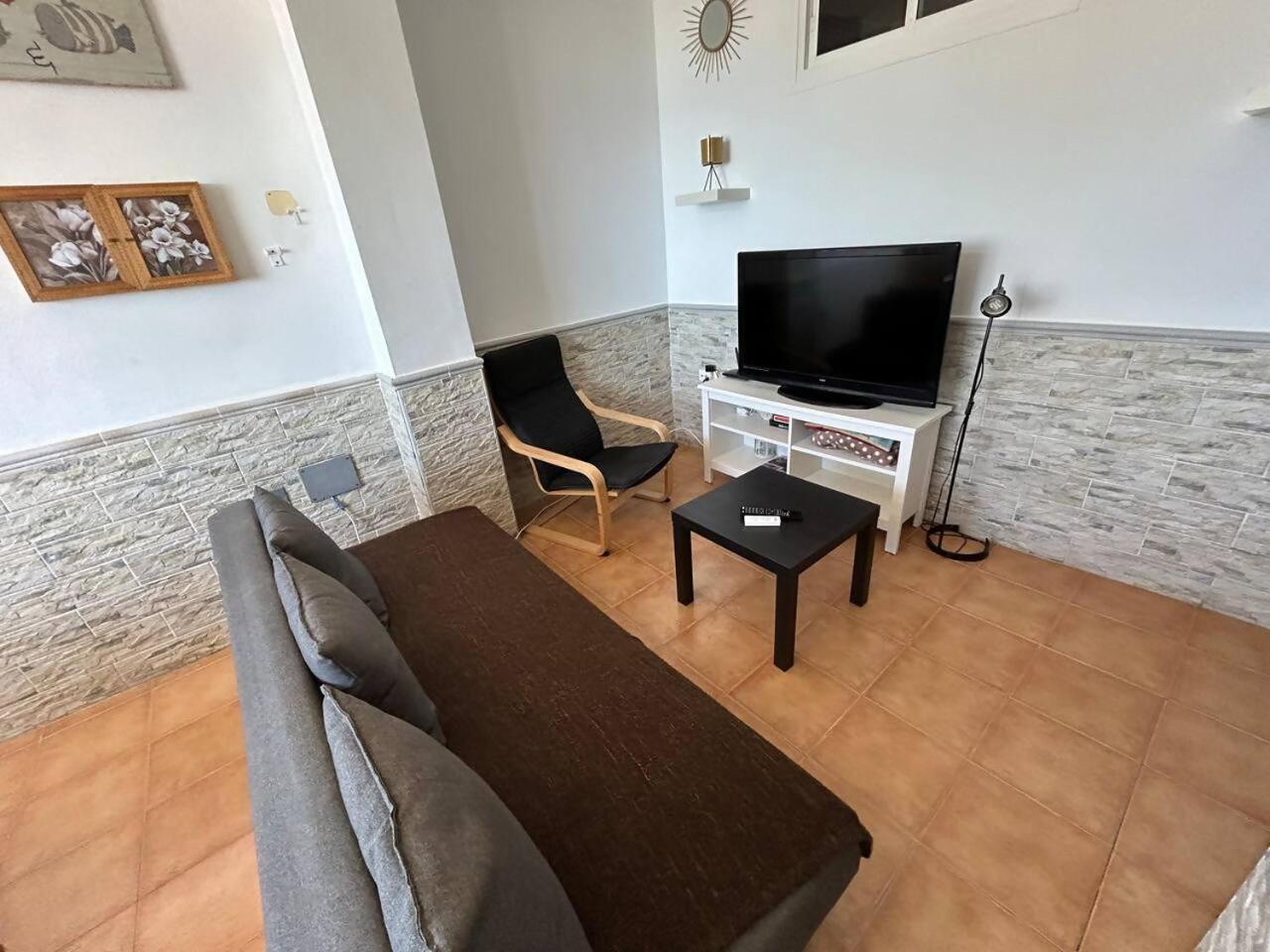 Apartamento Frente Al Mar Pedregalejo Malaga Luaran gambar